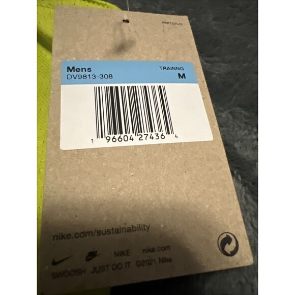 Medium Nike Dri-fit Miler Running Tank Vest Men's Green DV9813 308 - Picture 2 of 7